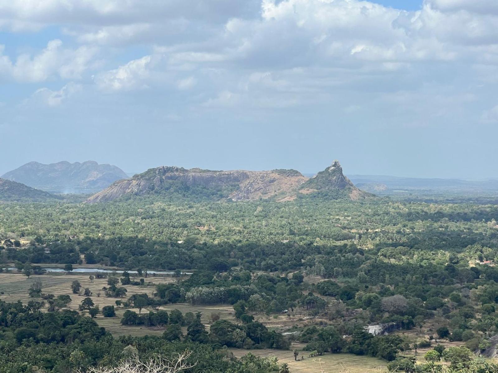 Sigiriya Rastha Hostel Ngoại thất bức ảnh