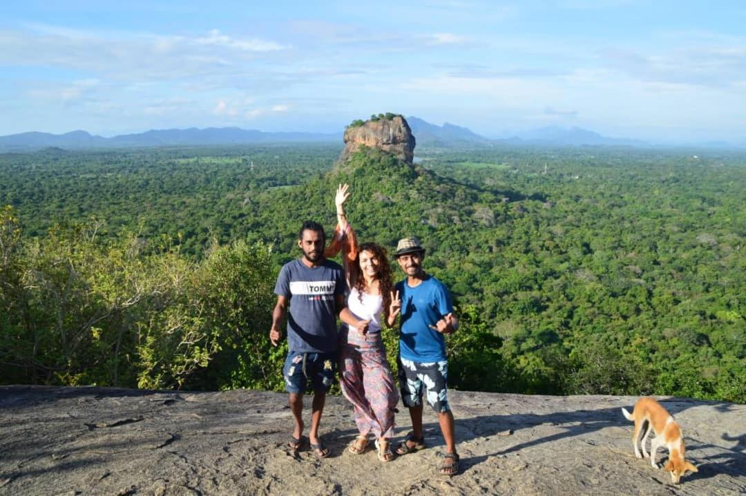 Sigiriya Rastha Hostel Ngoại thất bức ảnh