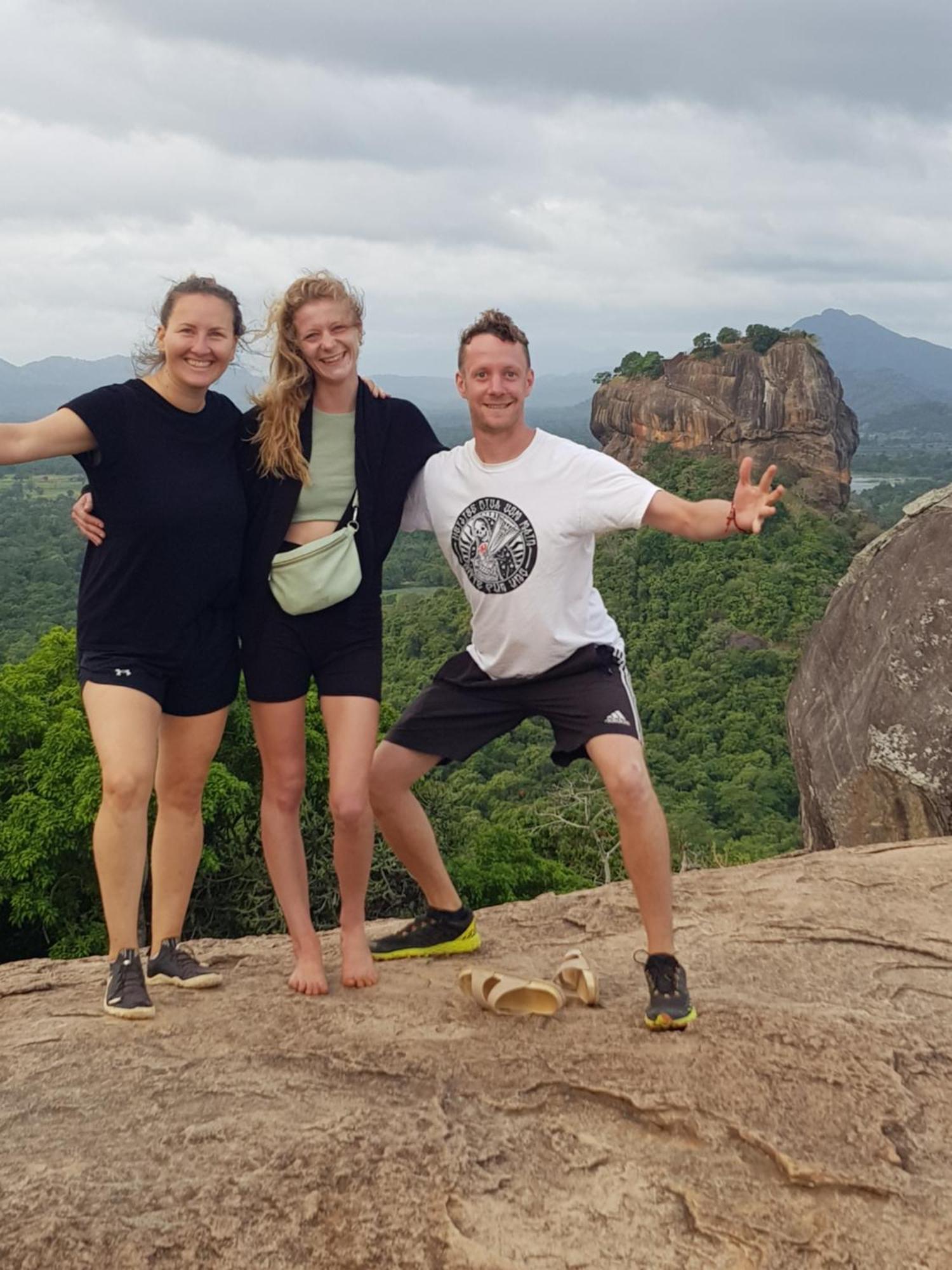 Sigiriya Rastha Hostel Ngoại thất bức ảnh